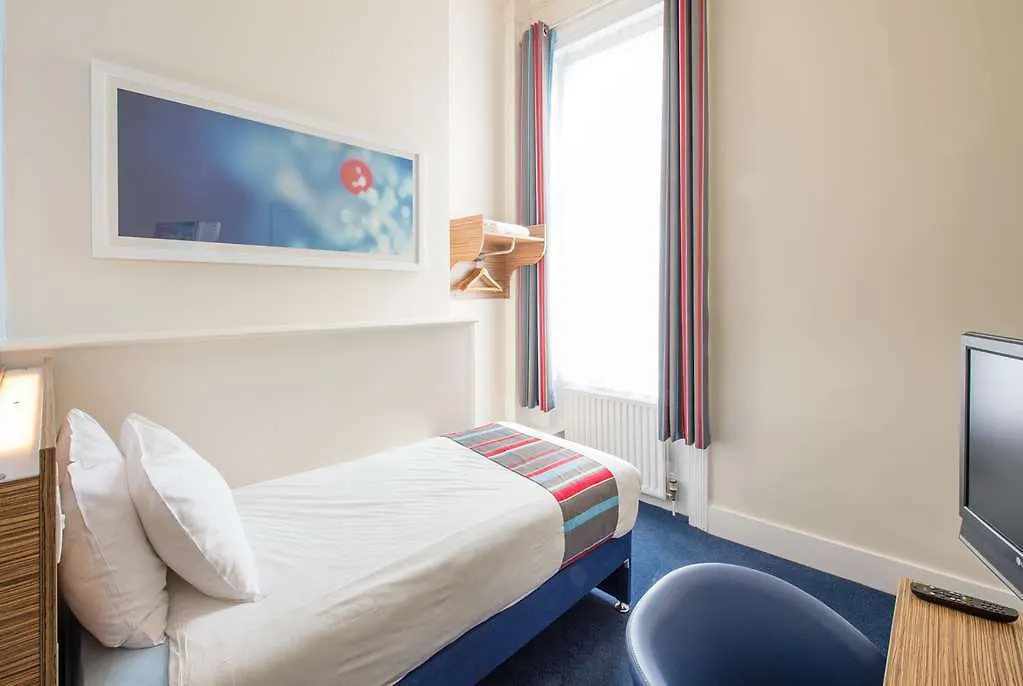 Travelodge Edinburgh Haymarket Hotel
