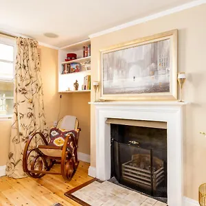  Holiday home Murphys House - 3 Bed Luxury Townhouse United Kingdom