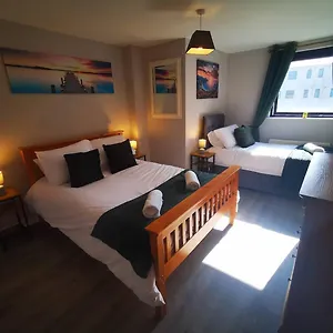 2br-spacious-city-centre-apartment.belfasthotelsireland.com/