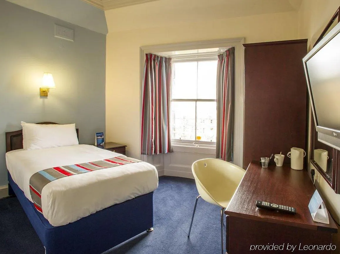 Travelodge Edinburgh Haymarket 3*,  United Kingdom