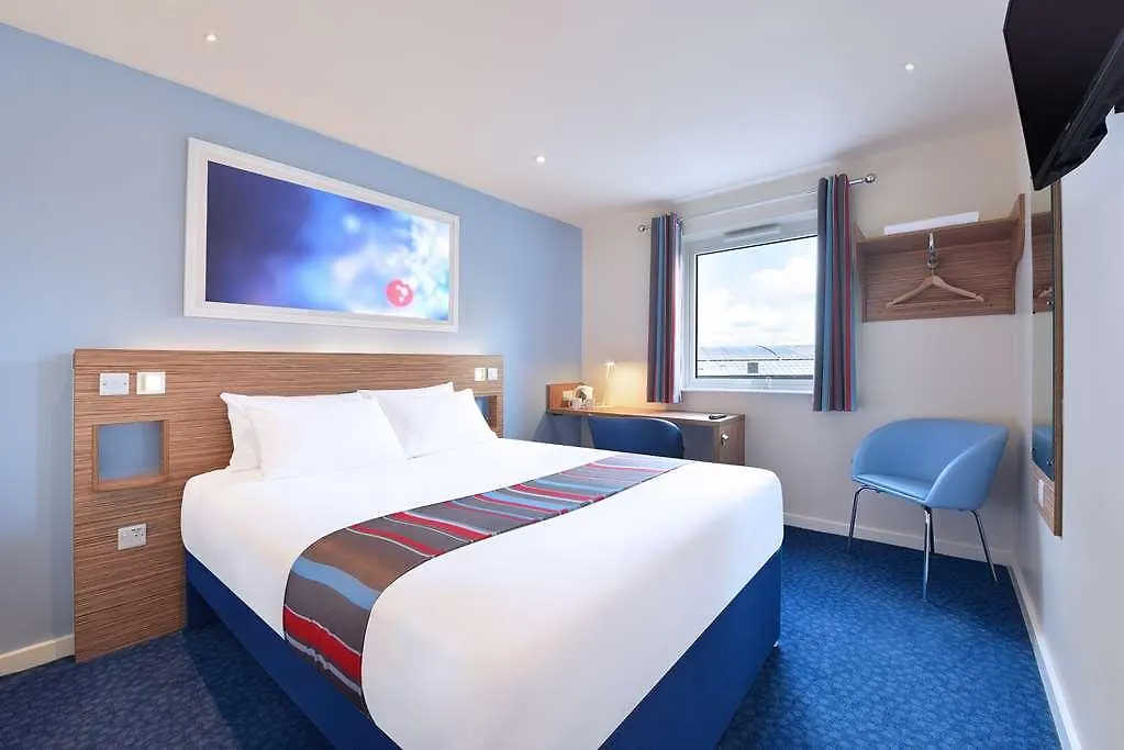 Travelodge Edinburgh Haymarket 3*,